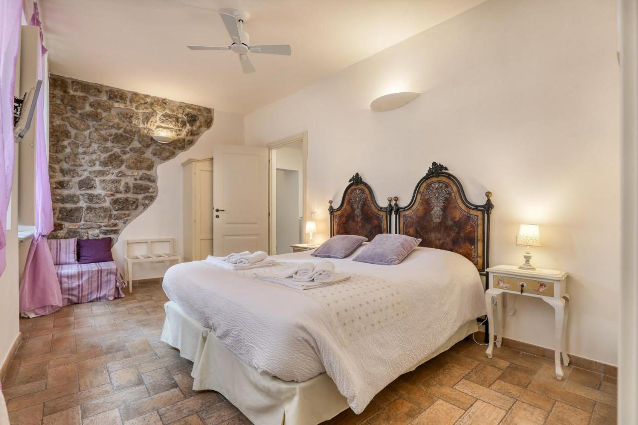 Viterbo Antica - Centro Storico Bed & Breakfast Exterior photo