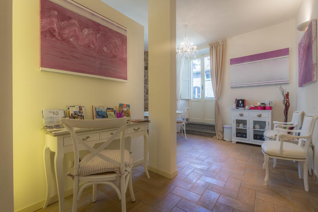 Viterbo Antica - Centro Storico Bed & Breakfast Exterior photo