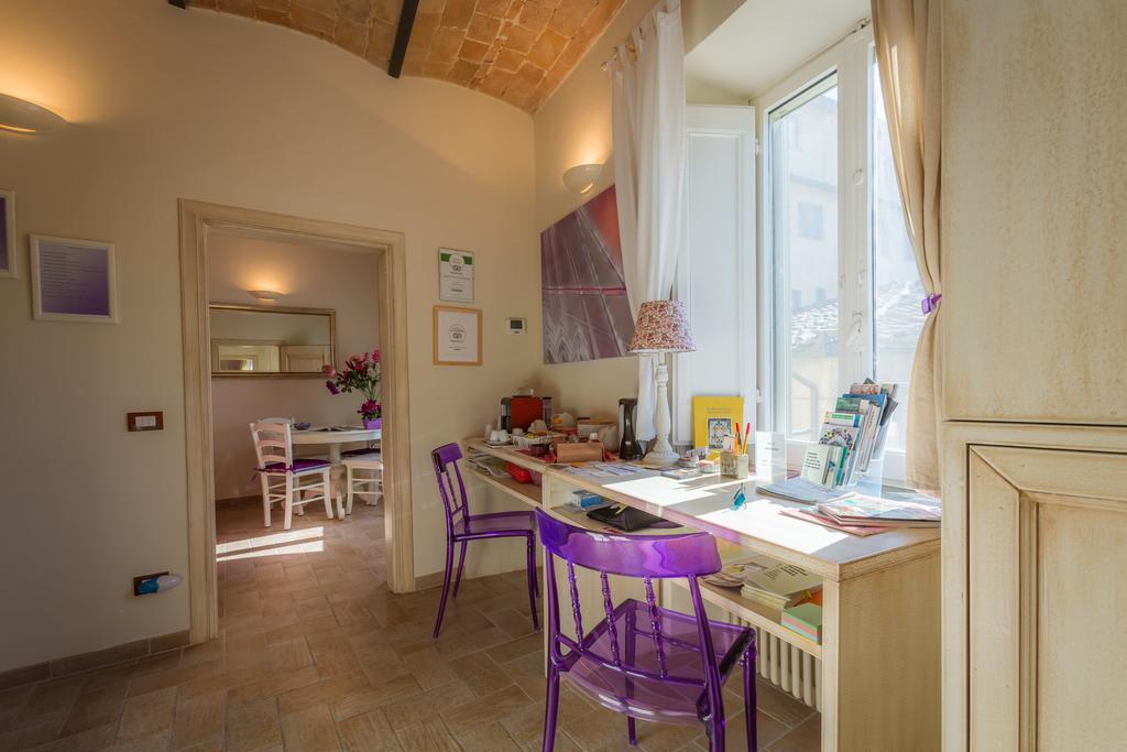 Viterbo Antica - Centro Storico Bed & Breakfast Exterior photo